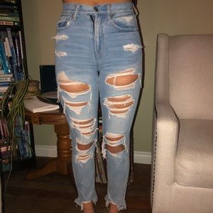 American Eagle Destroyed Boyfriend Jeans